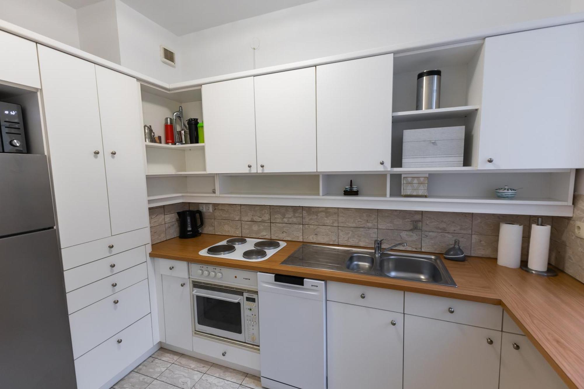 Palais Petrus Apartment Wina Bagian luar foto