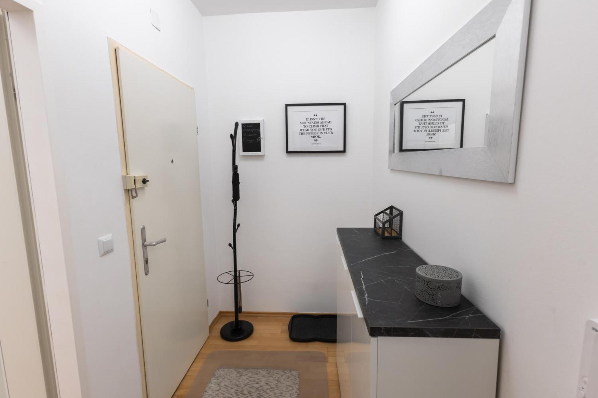 Palais Petrus Apartment Wina Bagian luar foto