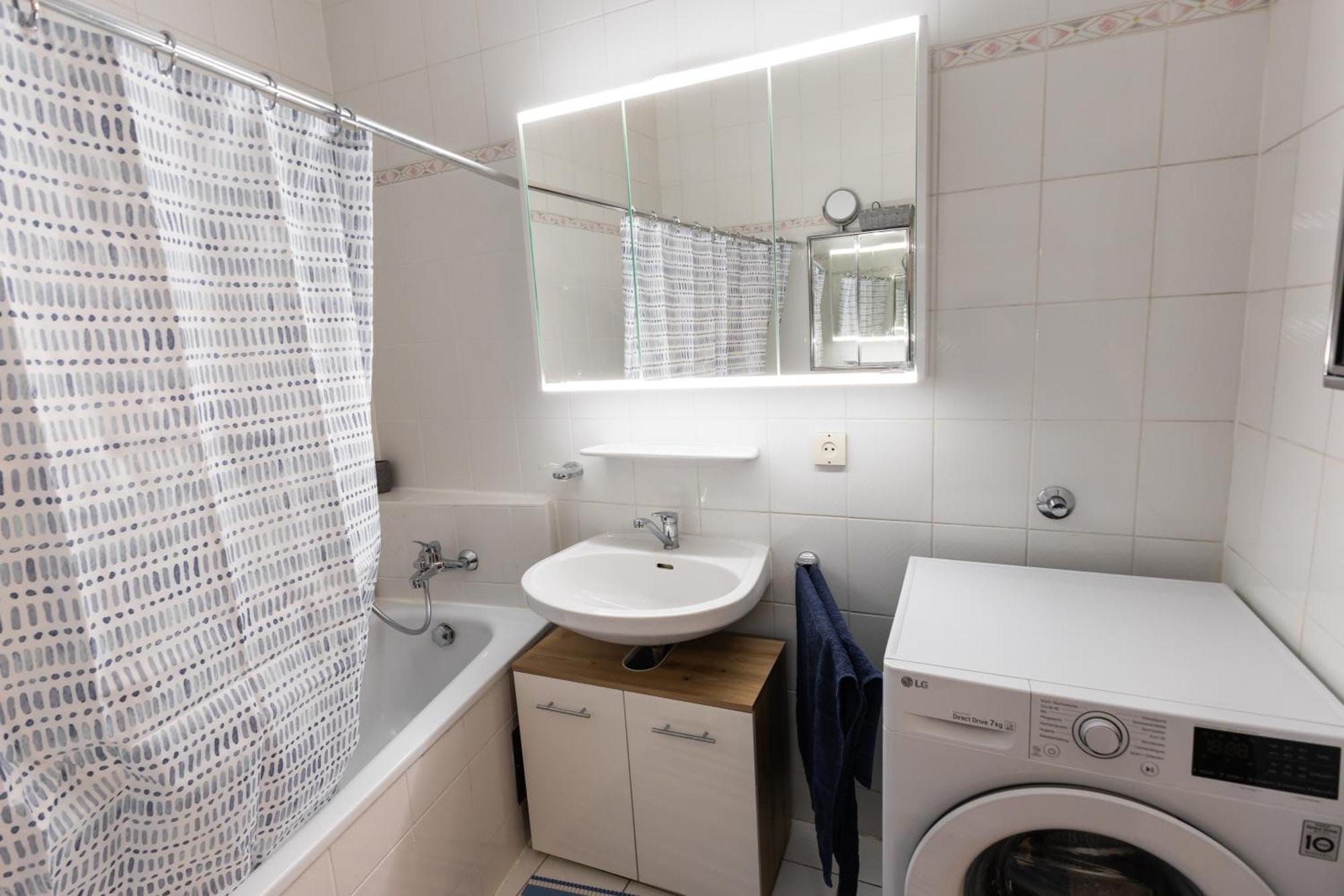 Palais Petrus Apartment Wina Bagian luar foto